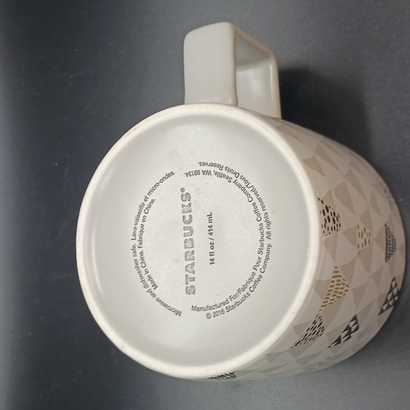 Starbucks 14 Oz.  Christmas Tree/ Holiday Coffee Mug/Tea Cup 2016 - Picture 6 of 6